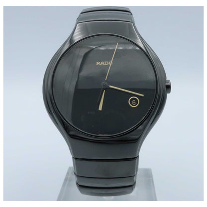 Front view of Rado Rado True Men's Swiss Quartz (Battery-Powered) Watch R27653172-SD