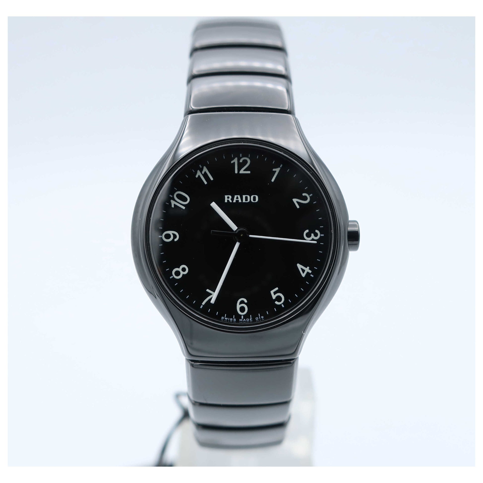 Front view of Rado Rado True Women's Swiss Quartz (Battery-Powered) Watch R27655192-SD
