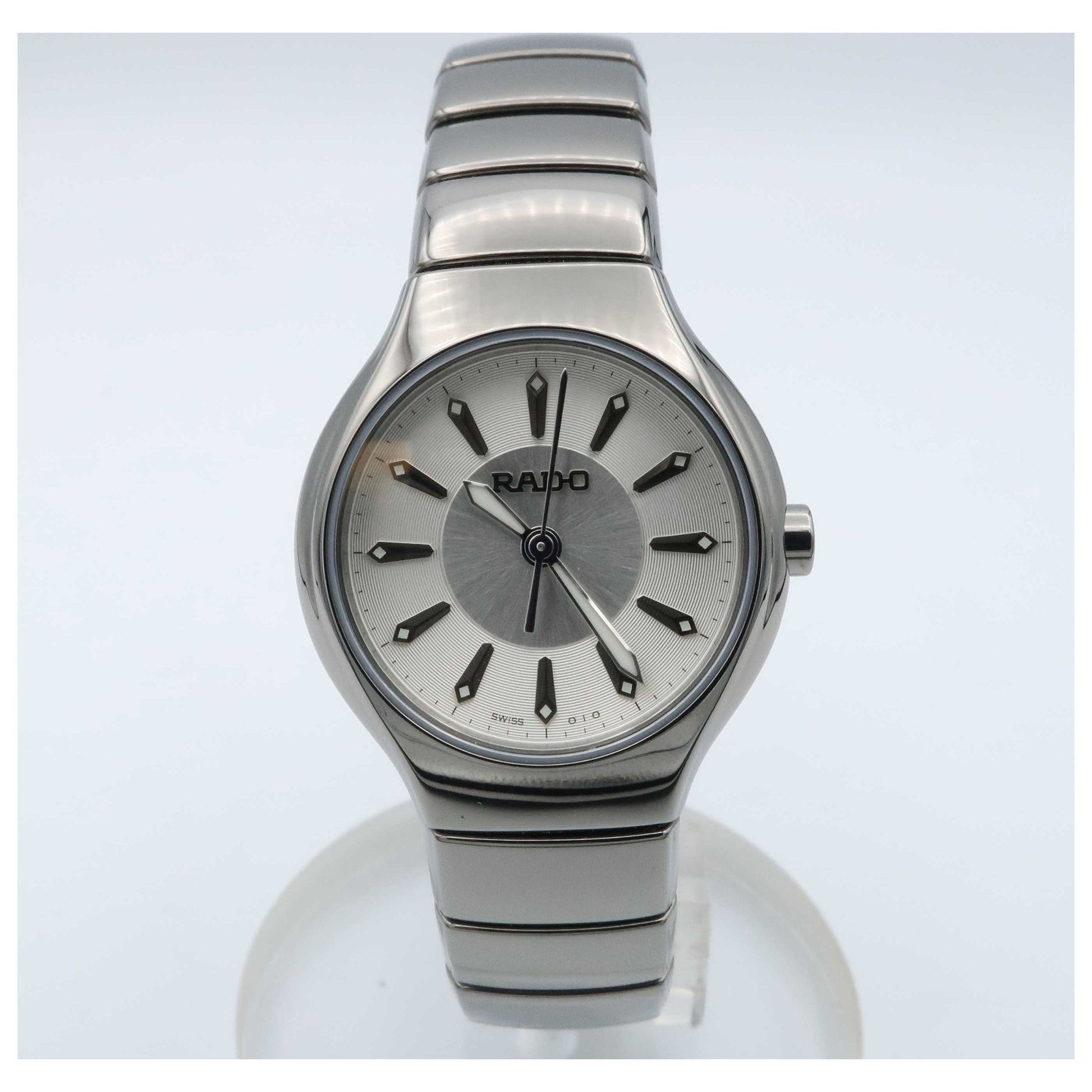 Front view of Rado Rado True Women's Swiss Quartz (Battery-Powered) Watch R27656102-PO