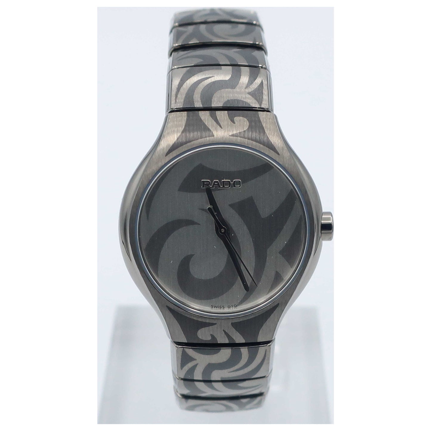 Front view of Rado Rado True Women's Swiss Quartz (Battery-Powered) Watch R27689102-SD