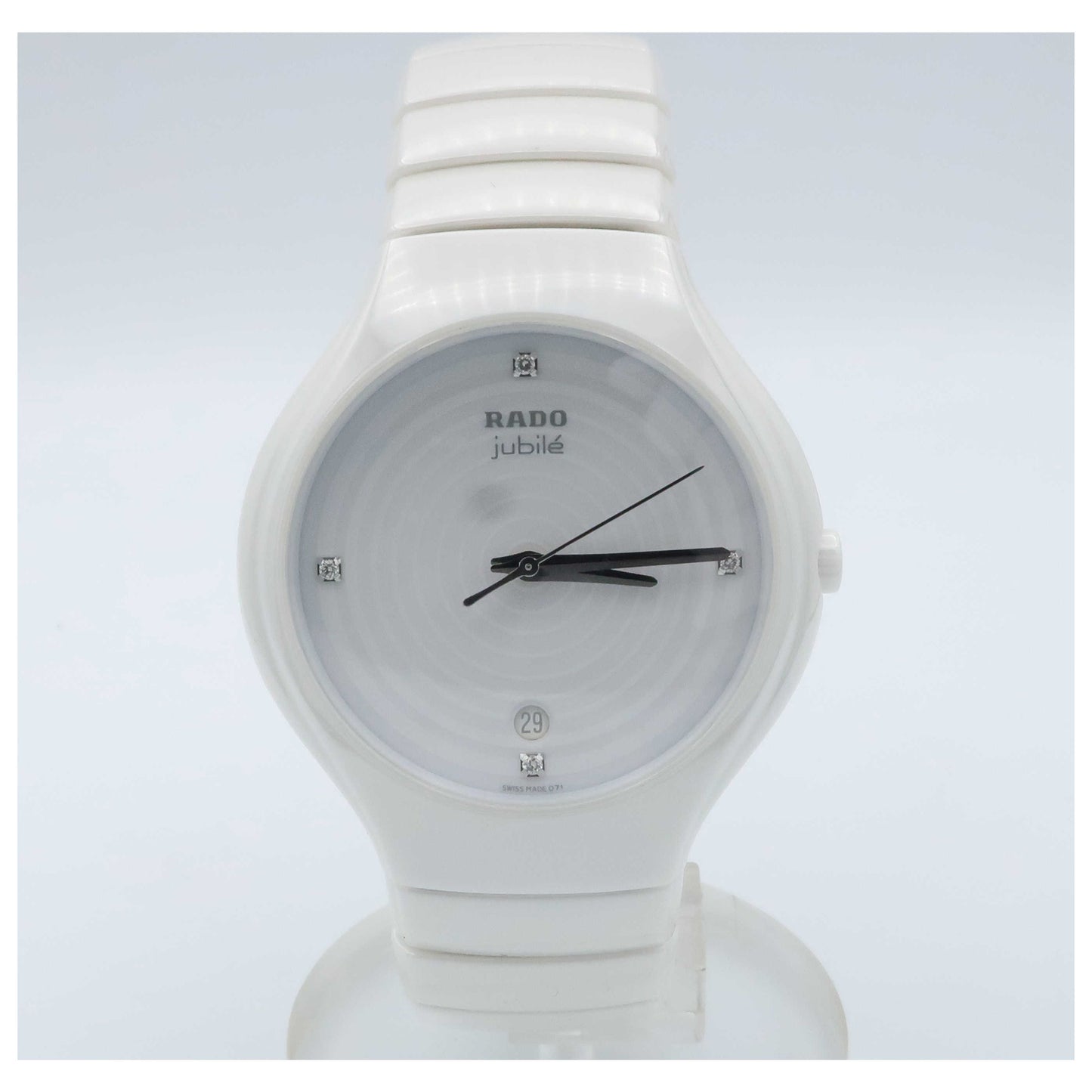 Front view of Rado Rado True Women's Swiss Quartz (Battery-Powered) Watch R27695712-SDV2