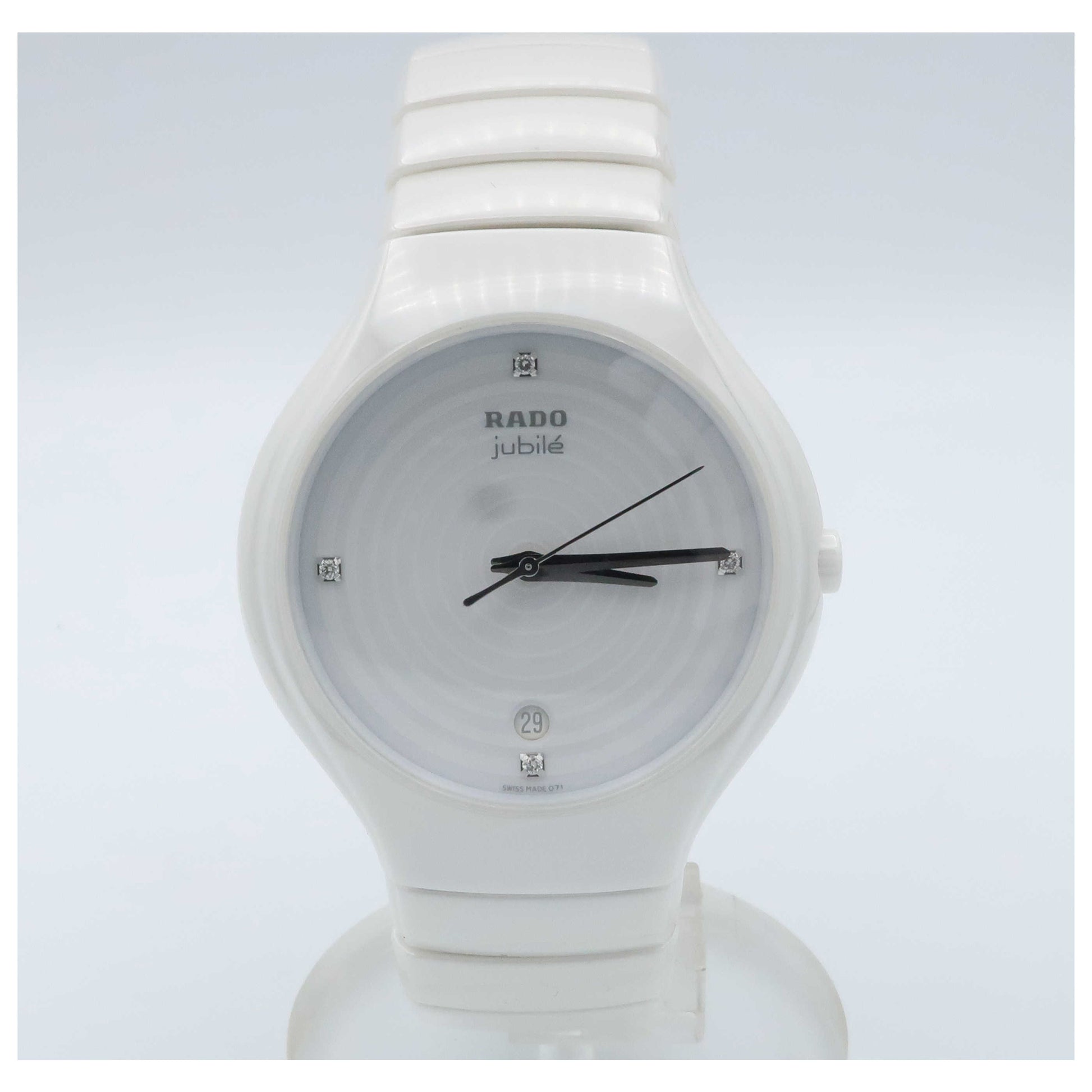 Front view of Rado Rado True Women's Swiss Quartz (Battery-Powered) Watch R27695712-SDV2