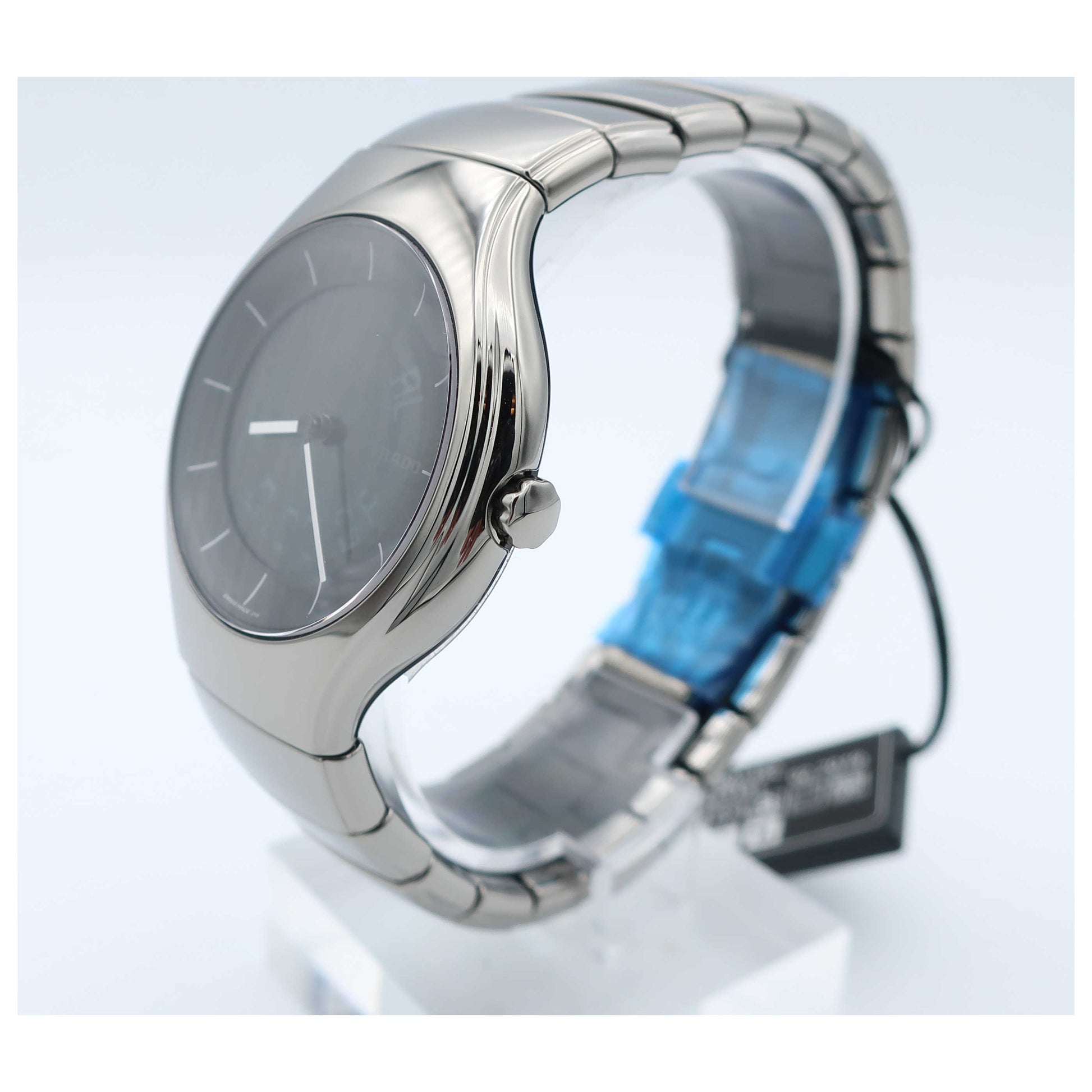Rado Rado True Men's Swiss Quartz (Battery-Powered) Watch R27907152-SD - Image #4