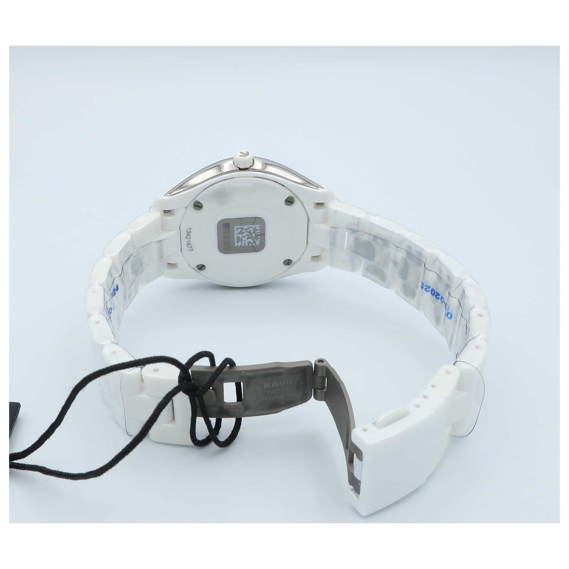 Rado HyperChrome Women's Swiss Quartz (Battery-Powered) Watch R32321012-SD - Image #2