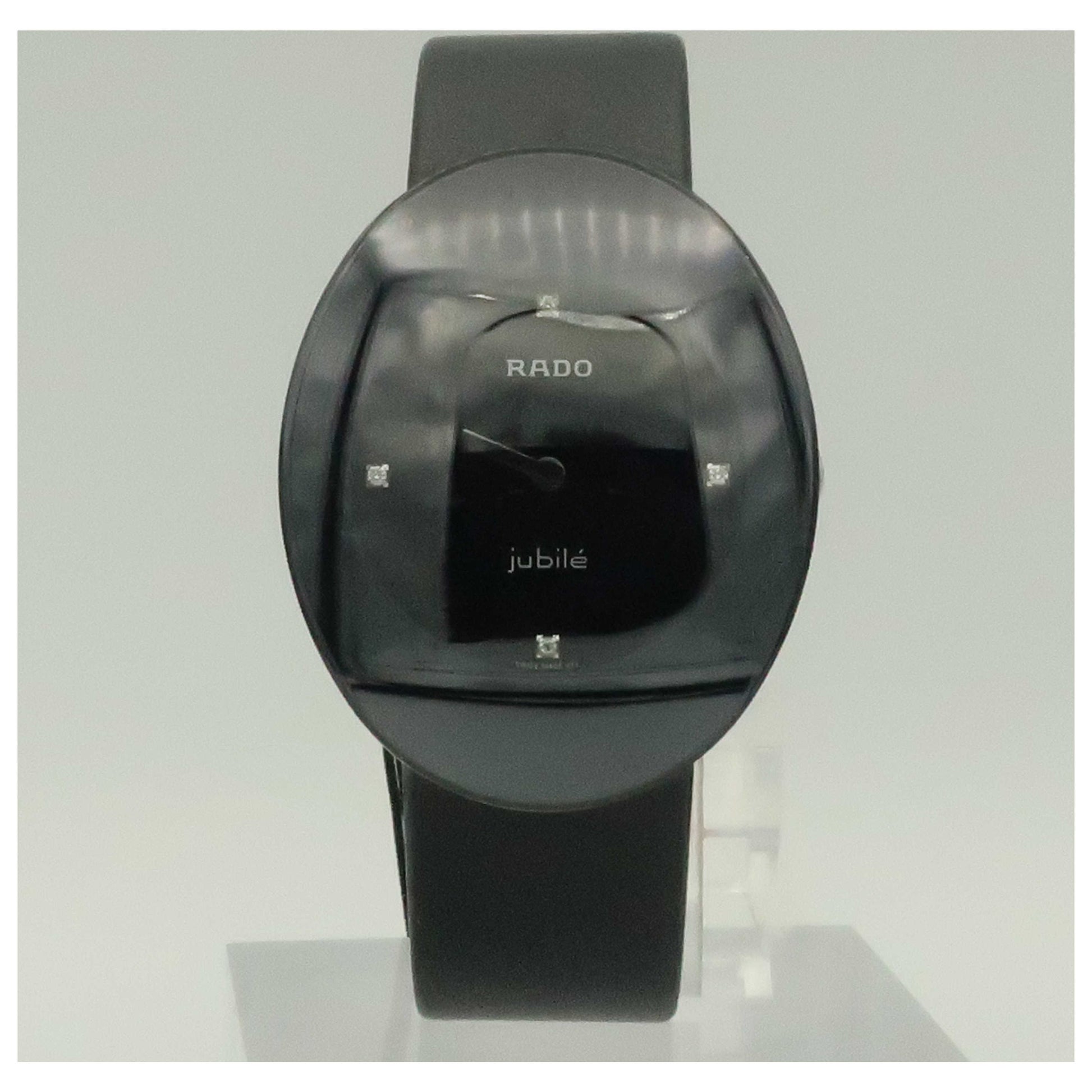 Front view of Rado Esenza Women's Swiss Quartz (Battery-Powered) Watch R53739715-SDV