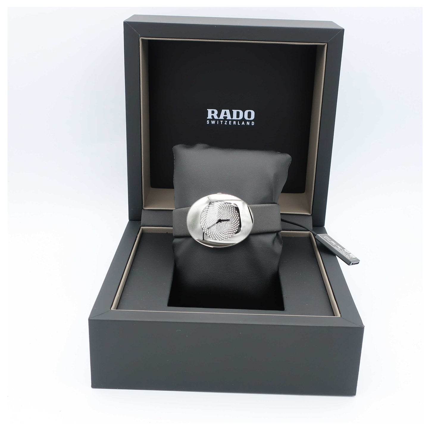 Rado Esenza Women's Swiss Quartz (Battery-Powered) Watch R53920706-SD - Image #6