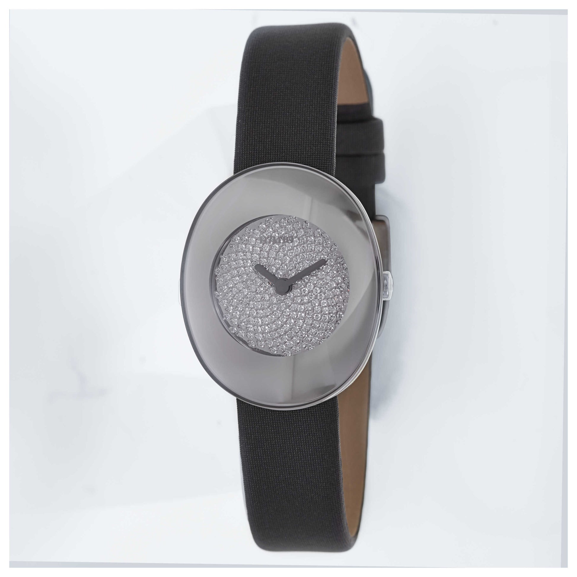 Front view of Rado Esenza Women's Swiss Quartz (Battery-Powered) Watch R53921706-SD