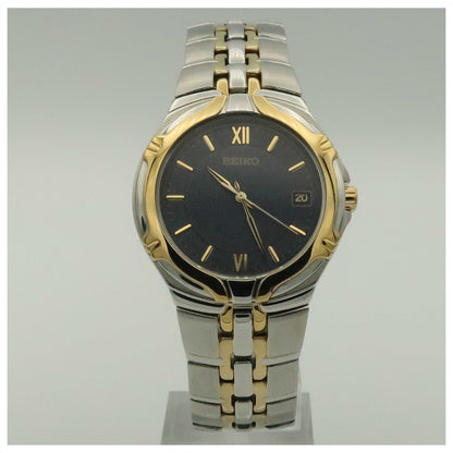 Front view of Seiko Men's Quartz Watch SGE514-PO