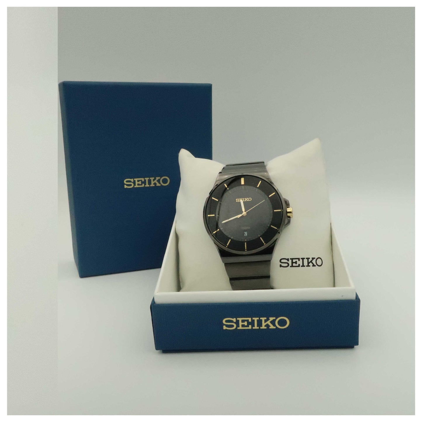 Seiko Bracelet Men's Japanese Quartz (Battery-Powered) Watch SGEG19-PO2 - Image #6