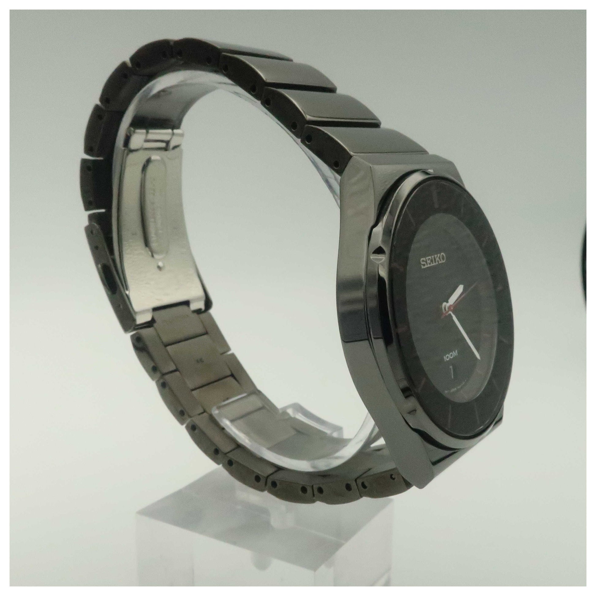 Seiko Bracelet Men's Japanese Quartz (Battery-Powered) Watch SGEG25-PO - Image #3