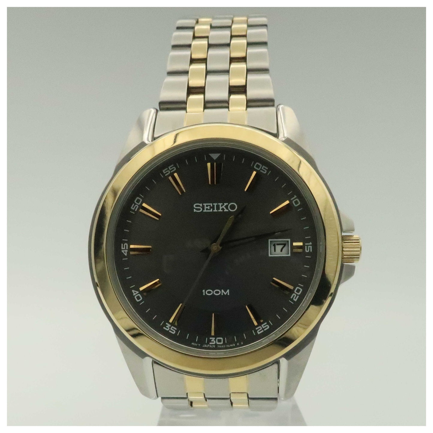 Front view of Seiko Bracelet Men's Japanese Quartz (Battery-Powered) Watch SGEG90-PO