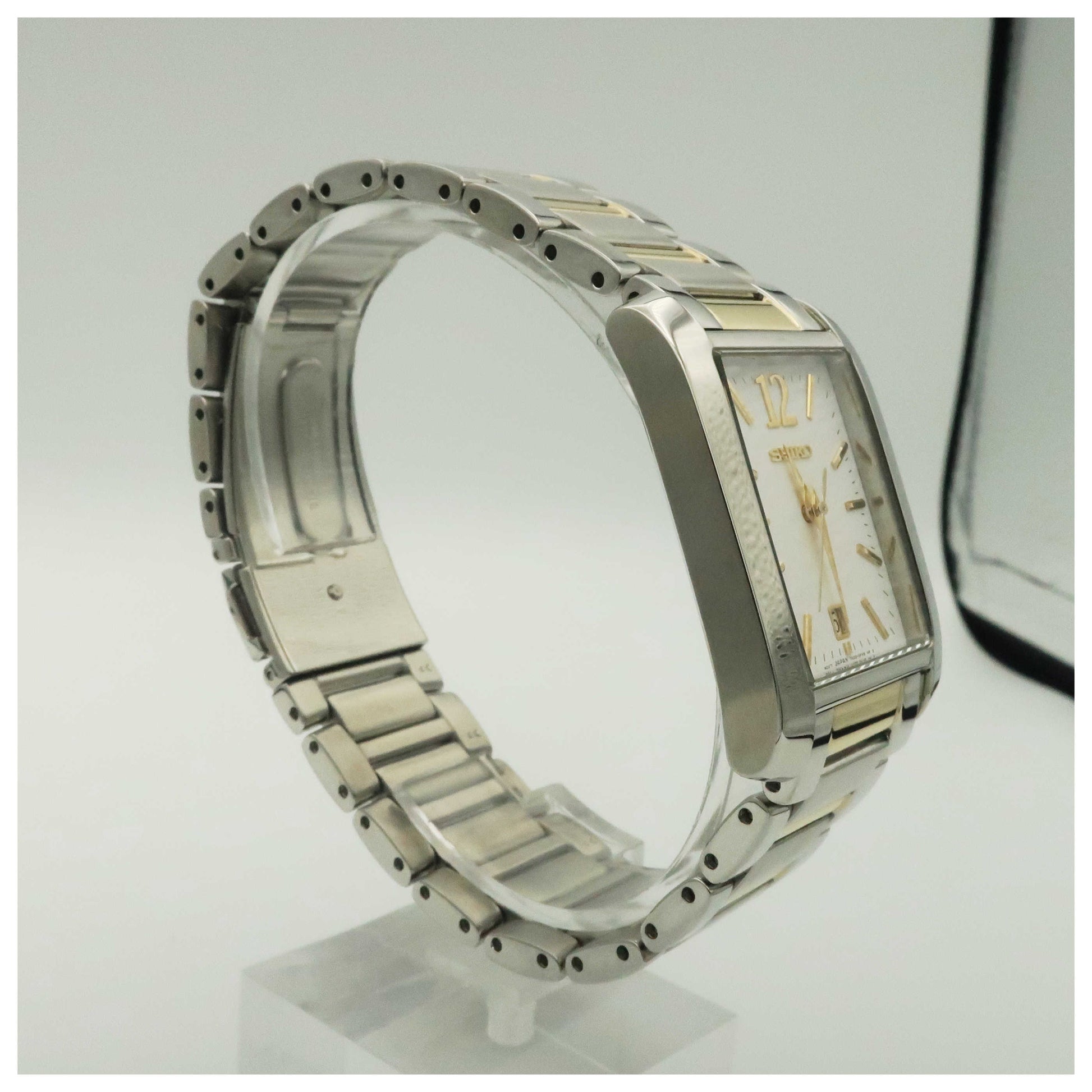 Seiko Bracelet Men's Japanese Quartz (Battery-Powered) Watch SKK709-SDV - Image #3