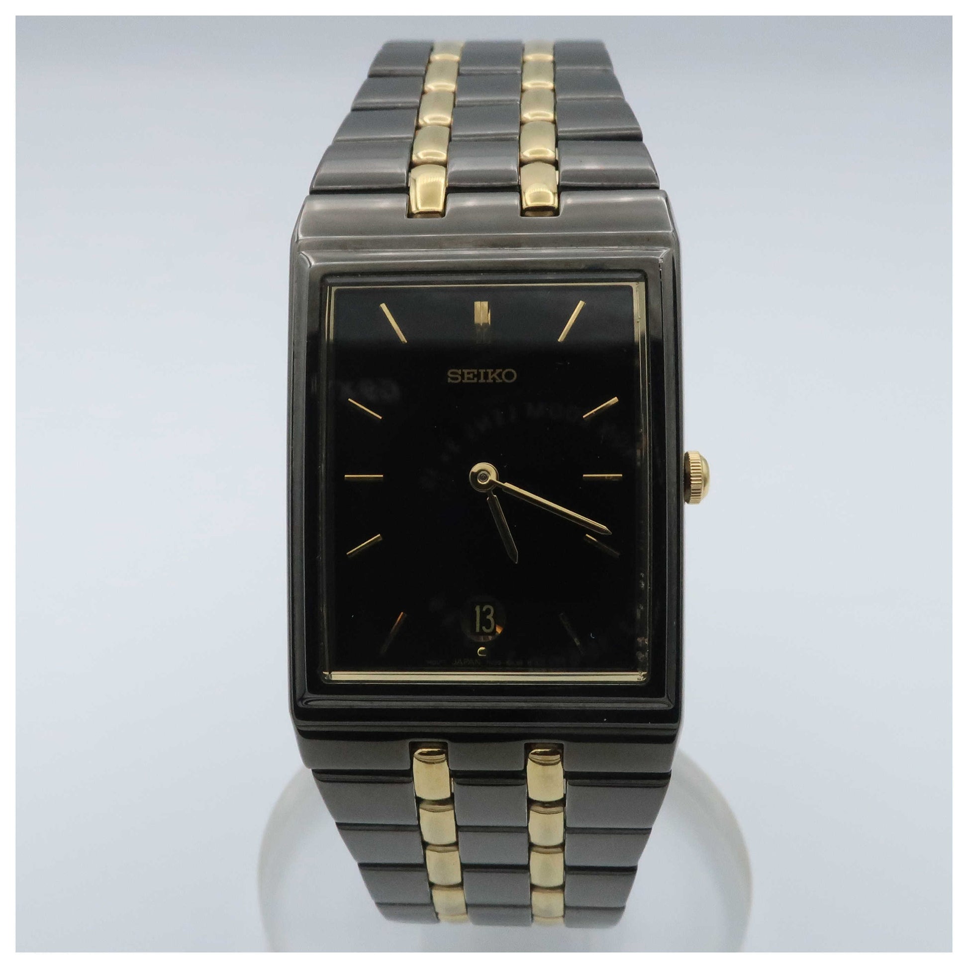 Front view of Seiko Men's Quartz Watch SKP017-PO