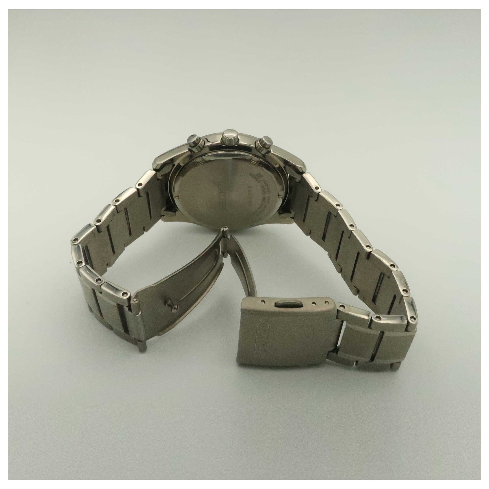 Seiko Alarm Chronograph Men's Watch SNA555-PO - Image #2