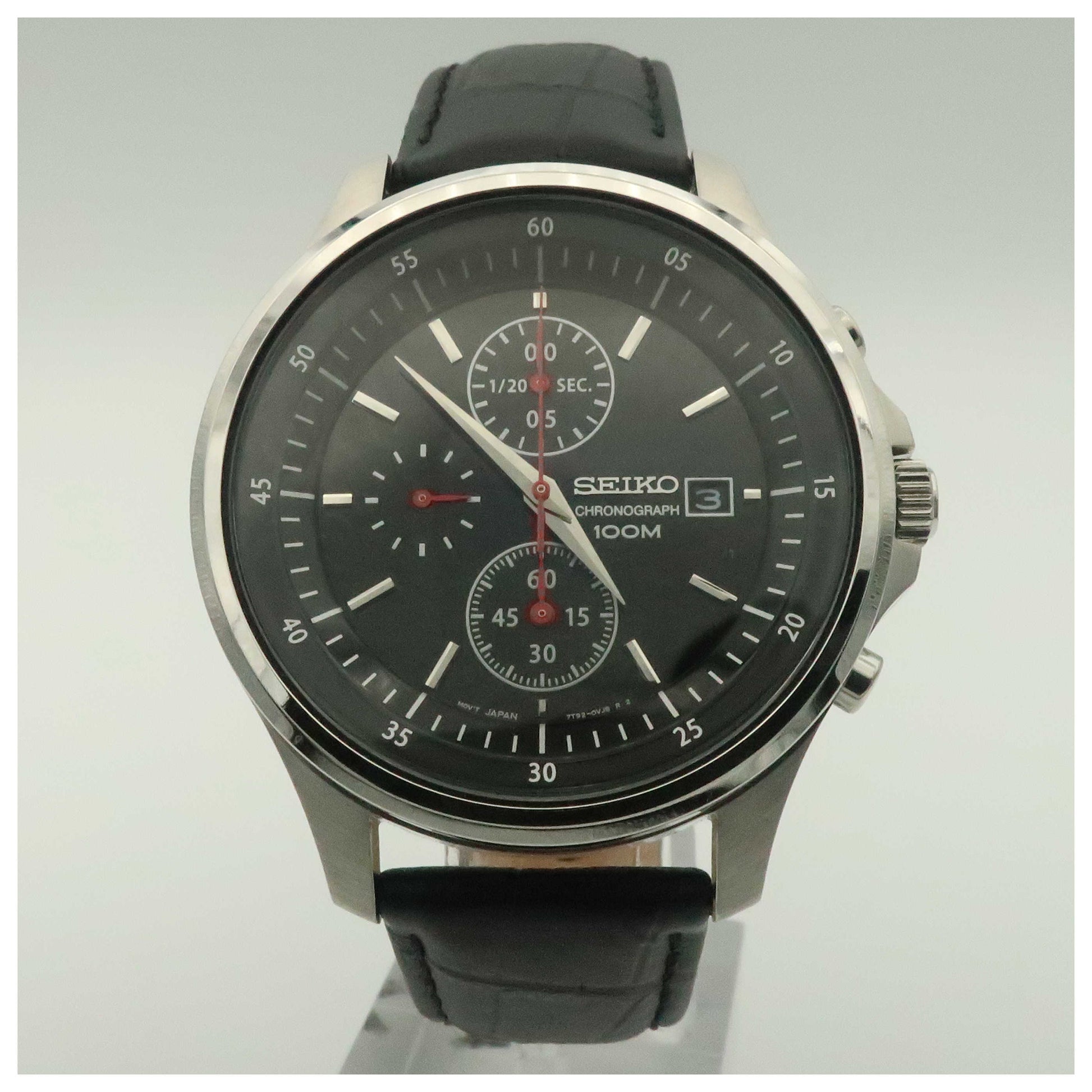 Front view of Seiko Chronograph Men's Japanese Quartz (Battery-Powered) Watch SNDE29-PO2