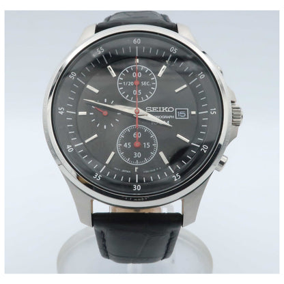 Front view of Seiko Chronograph Men's Japanese Quartz (Battery-Powered) Watch SNDE29-PO