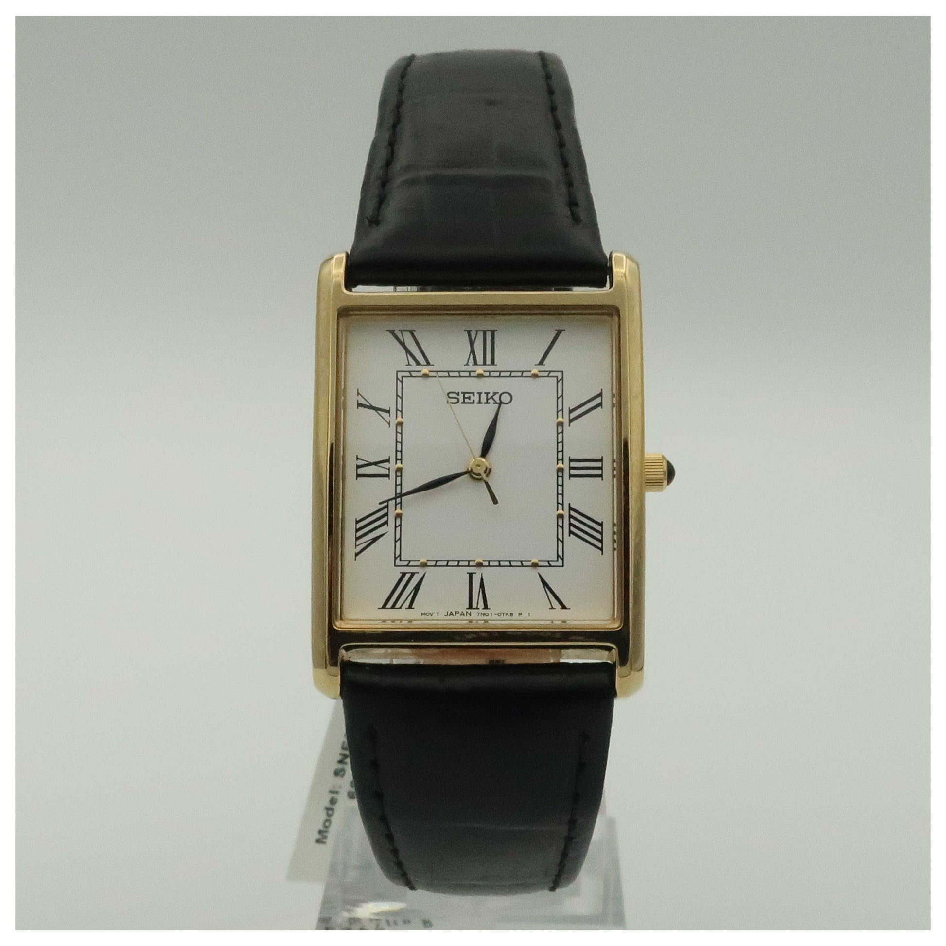 Front view of Seiko Men's Japanese Quartz (Battery-Powered) Watch SNF672-SDV