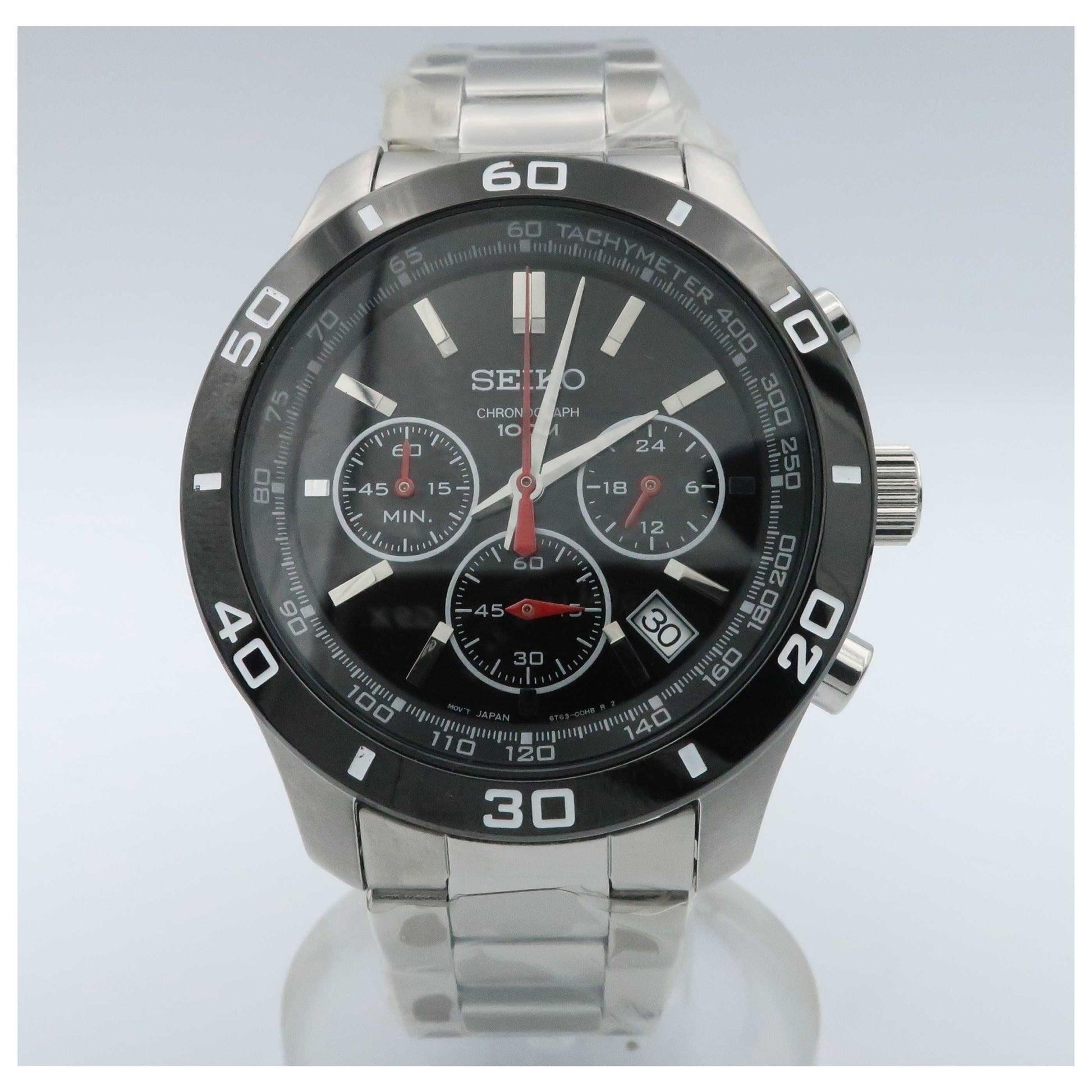 Front view of Seiko Chronograph Men's Japanese Quartz (Battery-Powered) Watch SSB077-SD