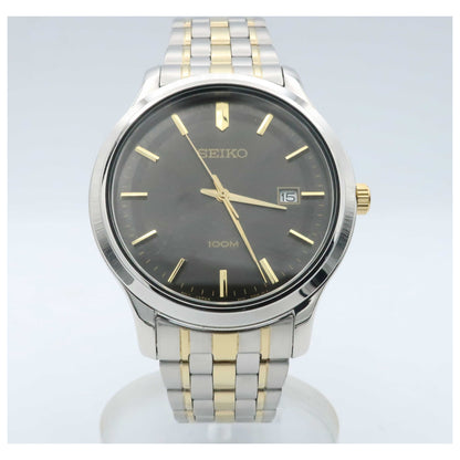 Front view of Seiko Bracelet Men's Japanese Quartz (Battery-Powered) Watch SUR183-SDV