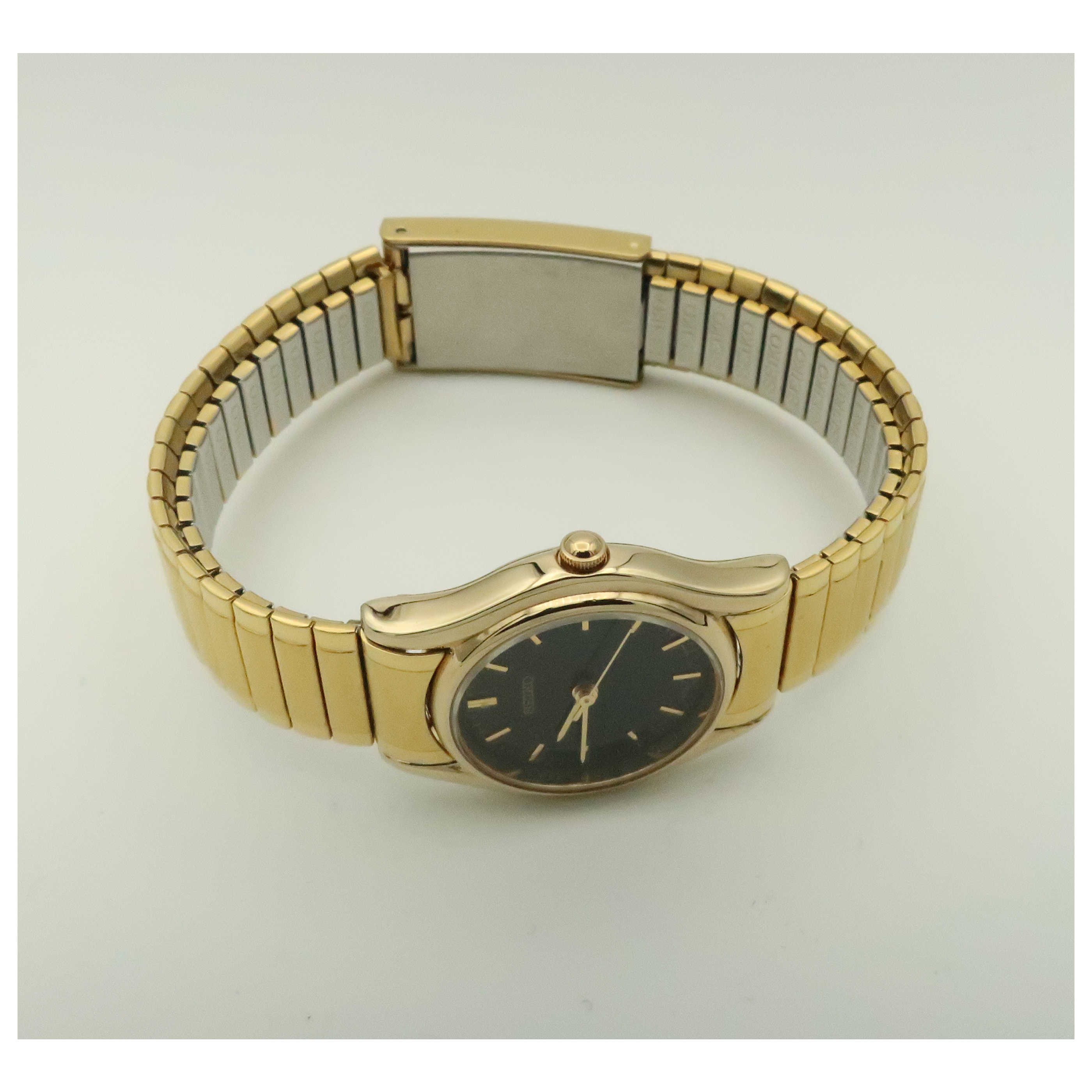 SEIKO セイコー　レディース　腕時計　クォーツ　ゴールド　032 SEIKO SELECTION 11月21日発売 セイコー セレクション The Steady