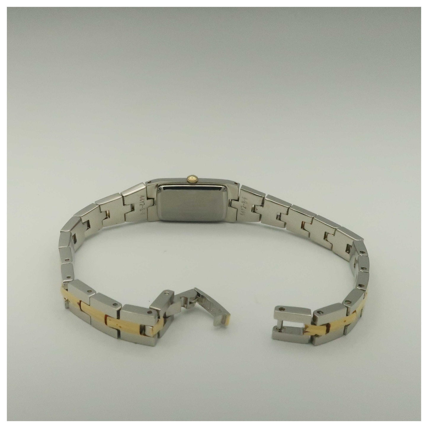 Seiko Bracelet Women's Japanese Quartz (Battery-Powered) Watch SZZC42-PO - Image #7