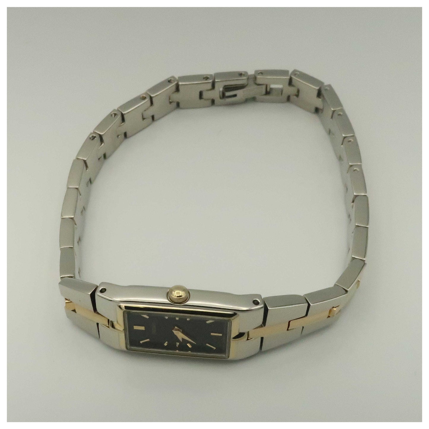 Seiko Bracelet Women's Japanese Quartz (Battery-Powered) Watch SZZC42-SD - Image #8