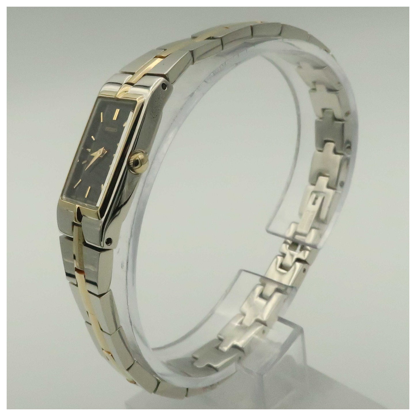 Seiko Bracelet Women's Japanese Quartz (Battery-Powered) Watch SZZC42-SD - Image #4