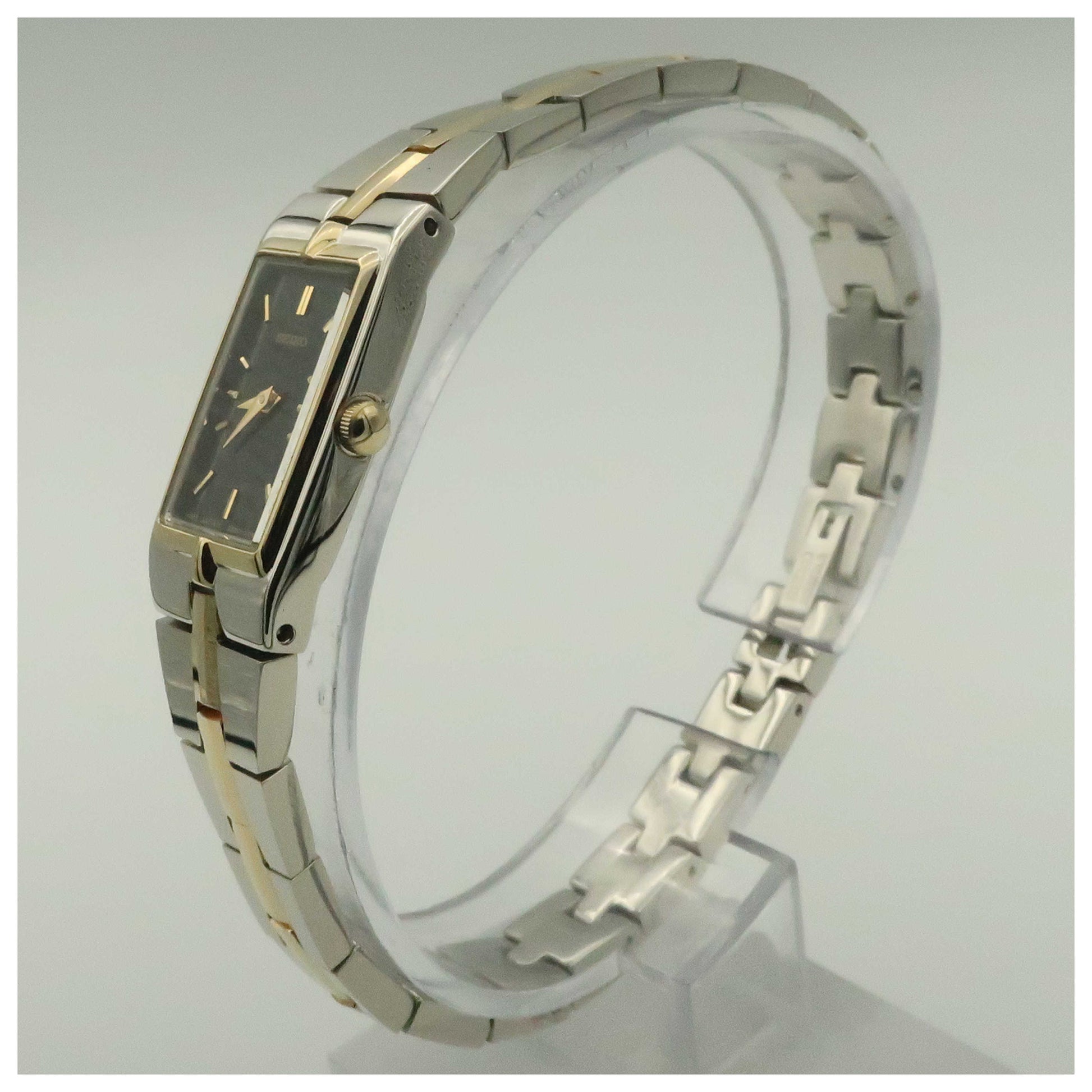 Seiko Bracelet Women's Japanese Quartz (Battery-Powered) Watch SZZC42-SD - Image #4