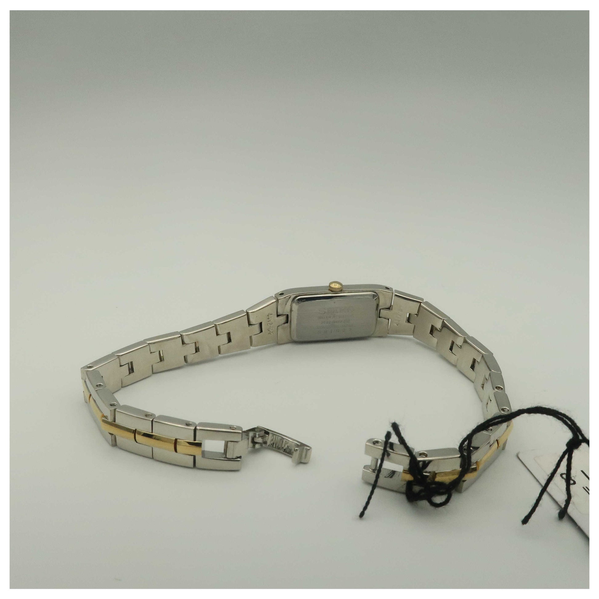 Seiko Bracelet Women's Japanese Quartz (Battery-Powered) Watch SZZC46-PO - Image #7