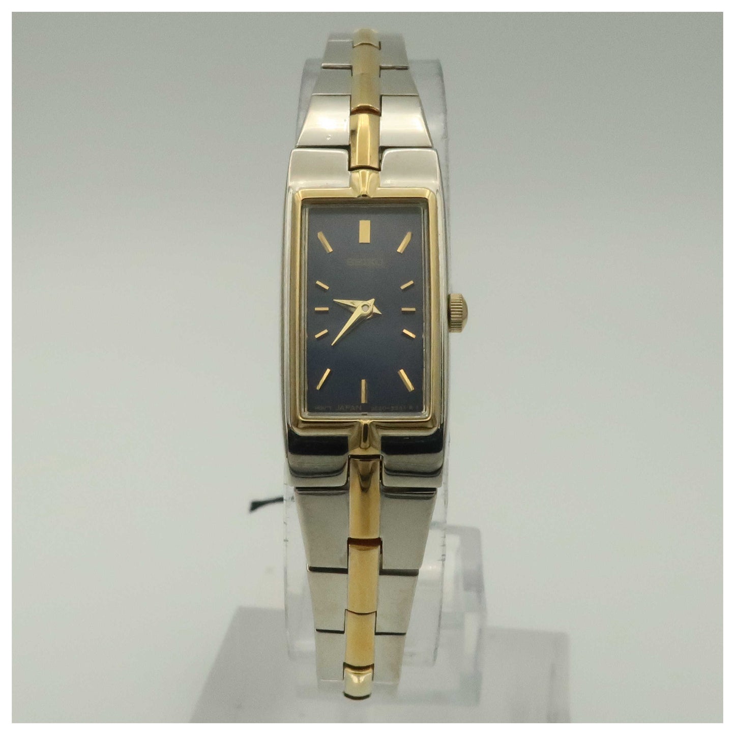 Front view of Seiko Bracelet Women's Japanese Quartz (Battery-Powered) Watch SZZC46-PO