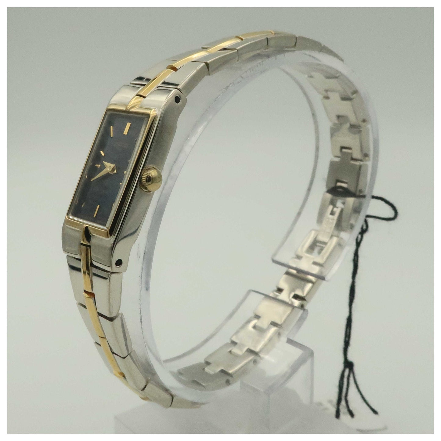 Seiko Bracelet Women's Japanese Quartz (Battery-Powered) Watch SZZC46-PO - Image #4
