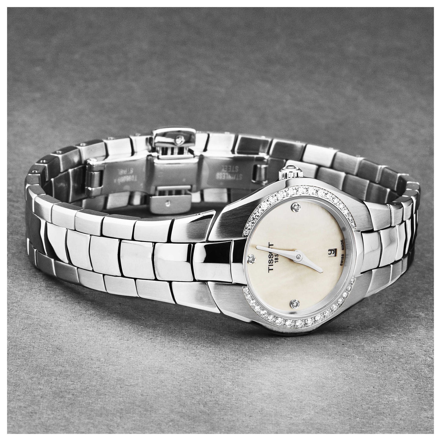 Right view of Tissot T-Round Women's Quartz Watch T0960096111600
