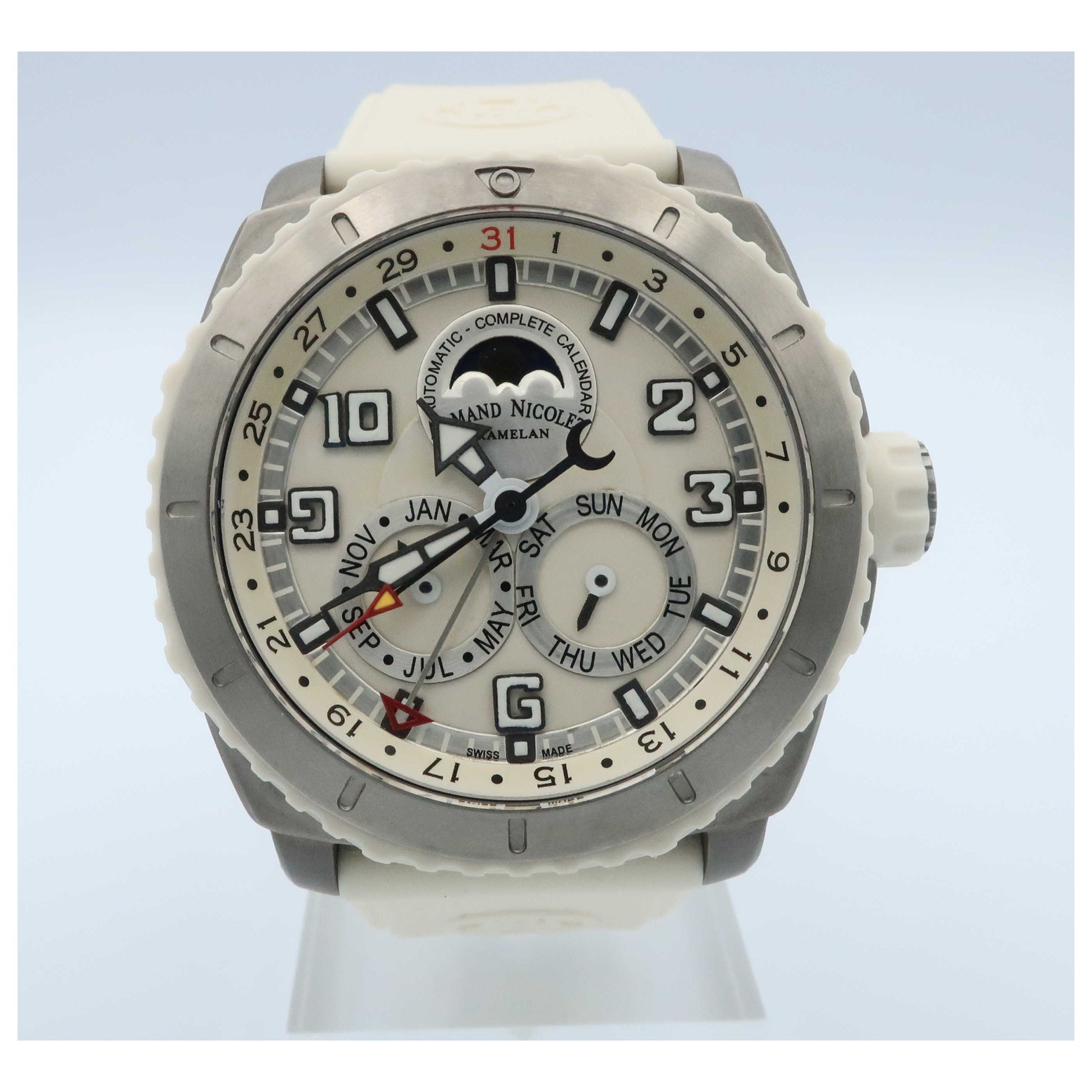 Front view of Armand Nicolet S05 Men's Automatic Watch T612B-AG-G9610B-SDV