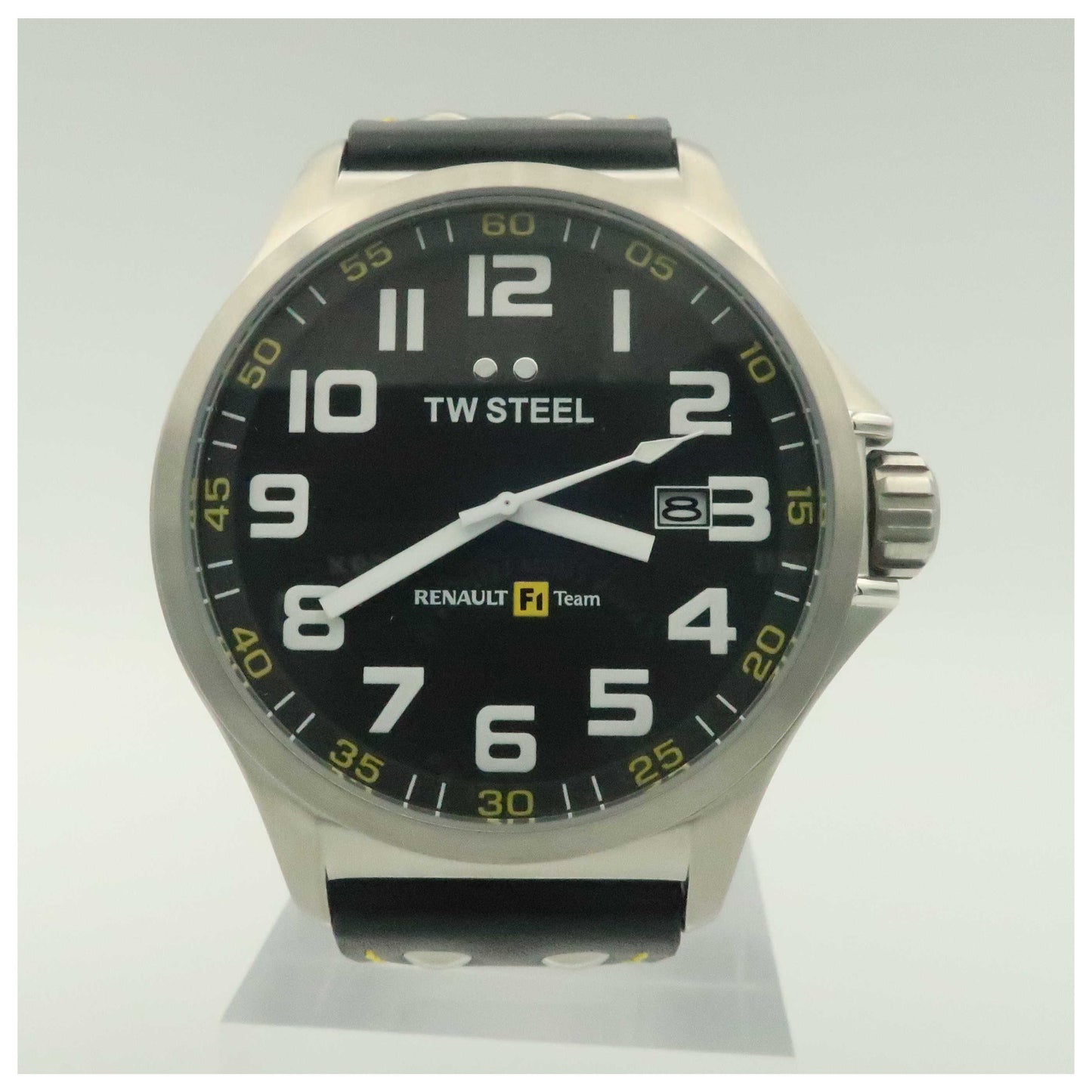 Front view of TW Steel Renault F1 Team Pilot Men's Quartz Watch TW671-SD