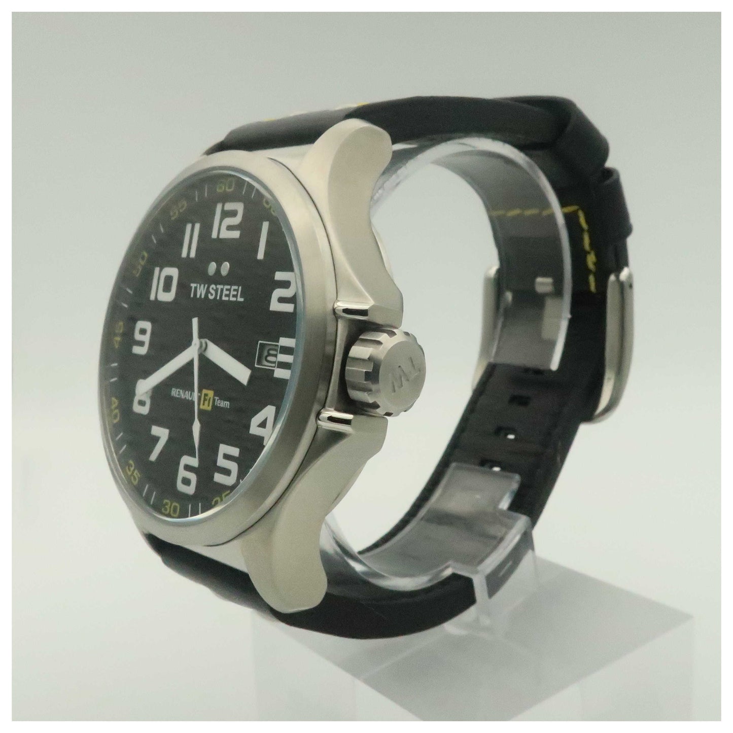 TW Steel Renault F1 Team Pilot Men's Quartz Watch TW671-SD - Image #4