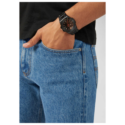 Right view of Versace Chain Reaction Men's Quartz Watch VEDY00719