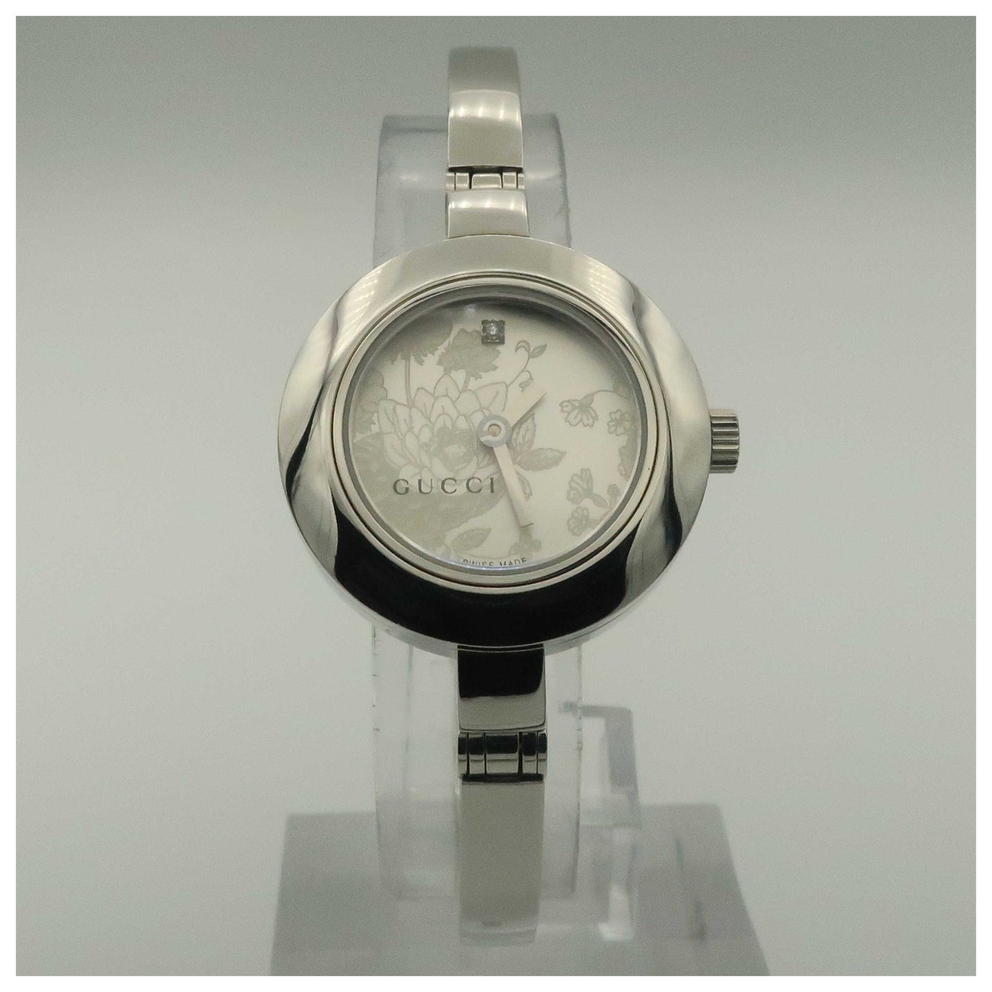 Front view of Gucci 105 Women's Watch YA105507-PO