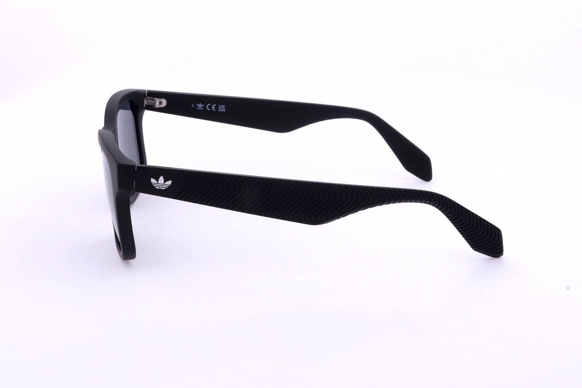 MATTE BLACK variant third image