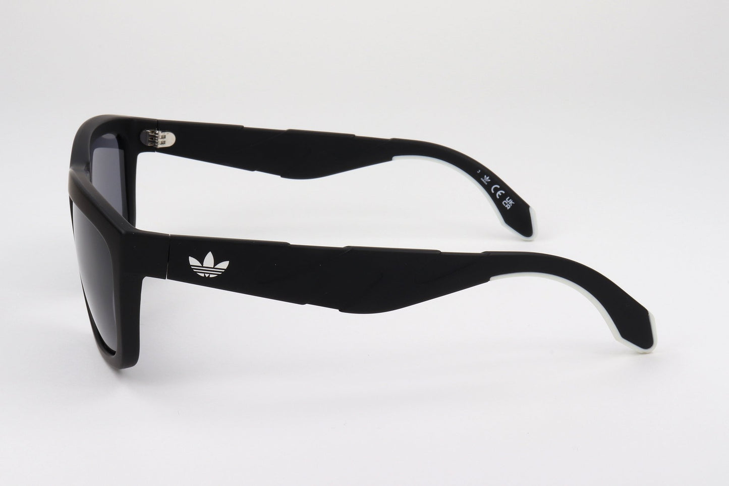 BLACK variant third image